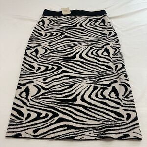 NWT Carmen Marc Valvo Zebra Skirt Size Small S/P New